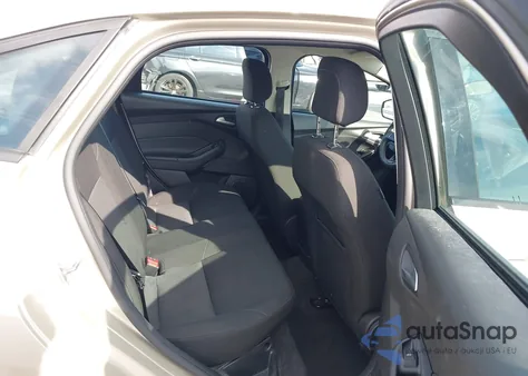 2018 Ford Focus Se z USA, uszkodzony, nr VIN 1FADP3FE9JL288060